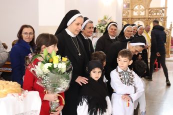 Celebrare jubiliară a Grădiniței confesionale Sfânta Ana din Cluj-Napoca, a surorilor baziliene, la 25 de ani de existență
