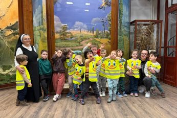 Grupa mijlocie „Exploratorii”- Vizită educativă la Muzeul Zoologic din Cluj-Napoca