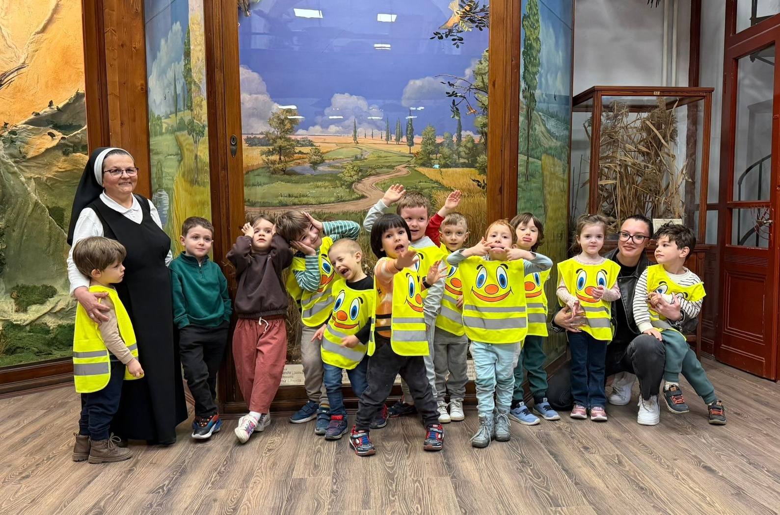 Grupa mijlocie „Exploratorii”- Vizită educativă la Muzeul Zoologic din Cluj-Napoca